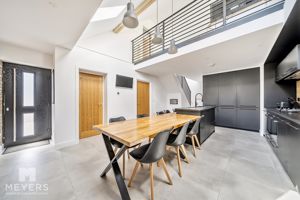 Photo 23- click for photo gallery